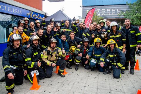 M S De Participantes En La Iii Carrera Vertical Torre Garena De