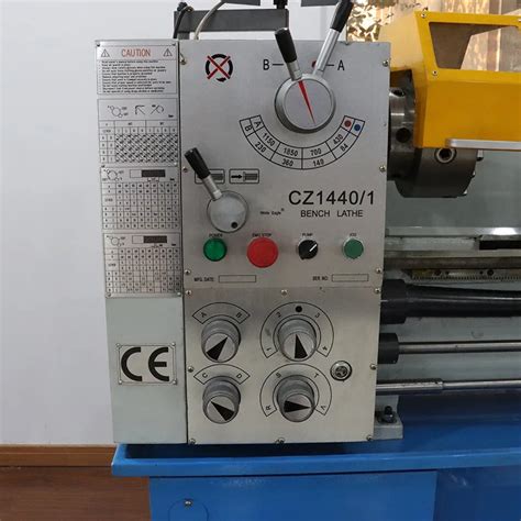 China Manual Bench Lathe Machine CZ1440 Torno Horizontal Parallel