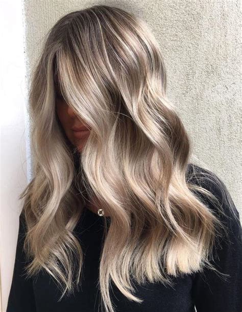 60 Inspiring Ideas For Blonde Hair With Highlights - BelleTag