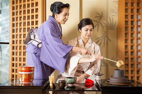 Onna Japanese Tea Ceremony With Ceremonial Dress And Photo Getyourguide