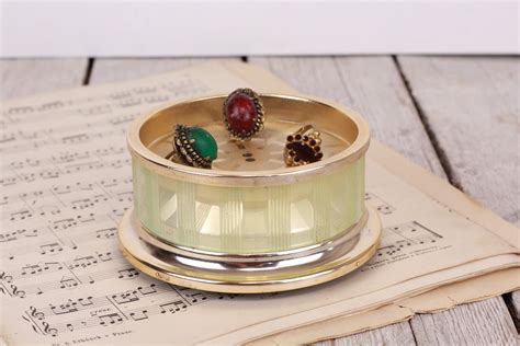 Vintage Wind Up Mechanical Round Musical Box Etsy