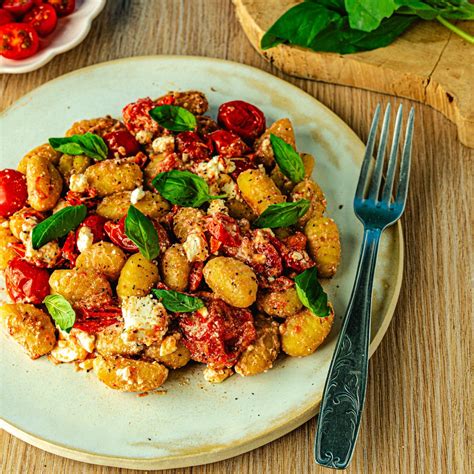 Recette Gnocchi Po Ler Tomates Cerises Feta Lustucru S Lection