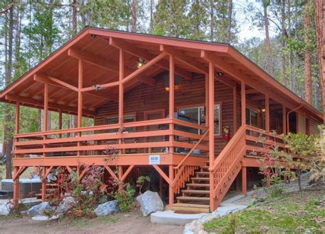 Charming Cabin In Yosemite National Park - Off Grid Path