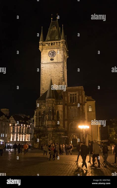 Prag Altstadt Platz Nacht Fotos Und Bildmaterial In Hoher Aufl Sung