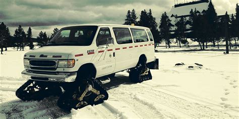 Yellowstone National Park Snowmobile Tours | Togwotee Adventures in Togwotee Pass WY