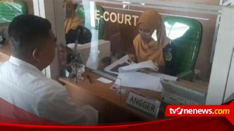 Wiwik Winarti Korban Teror Air Kencing Dan Tinja Di Sidoarjo Resmi