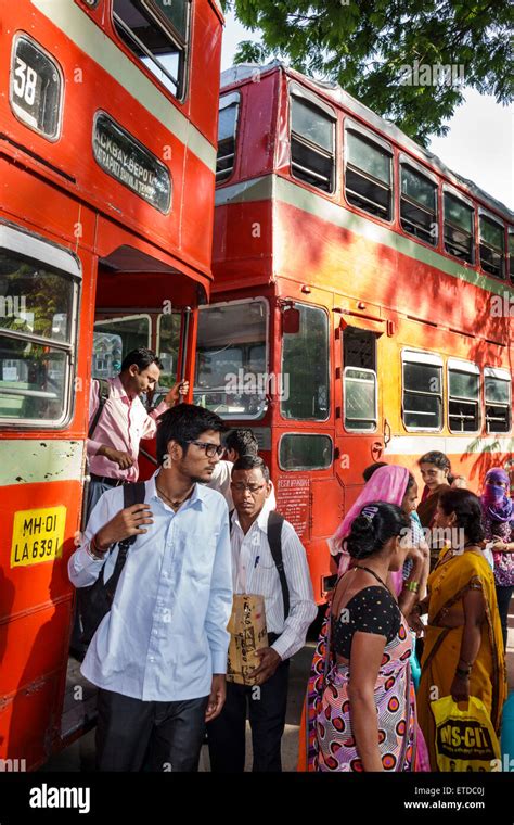 Mumbai bus stop hi-res stock photography and images - Alamy