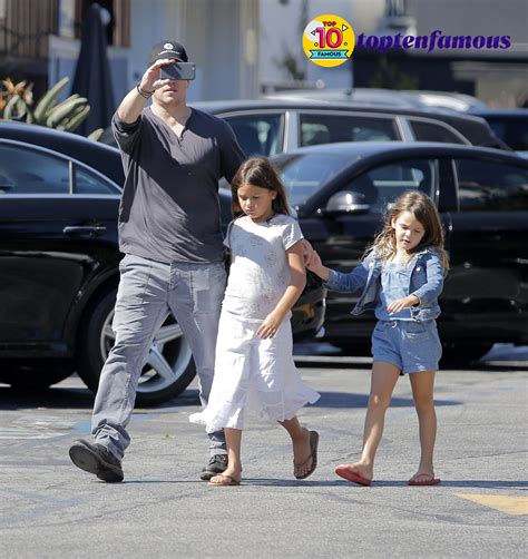 Matt Damon's Daughters Really Have A Happy Family - TopTenFamous.co