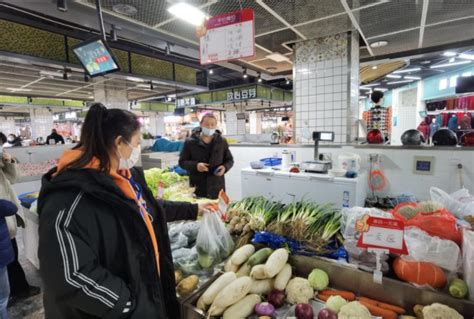 常州农贸市场今起开设“平价菜摊” 首批3家试点市场为：花园、勤业、飞龙荔枝网新闻