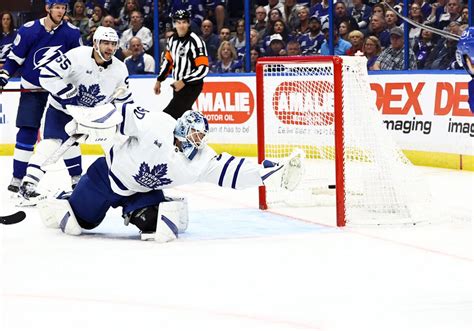 Mitch Marner sets Maple Leafs points streak record in OT loss to ...