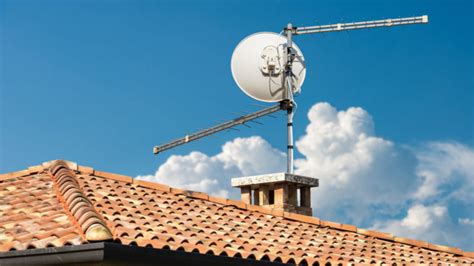 TV antenna setup: How to access OTA signals from multiple directions ...