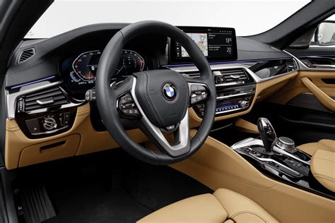 World Premiere Bmw Series Facelift