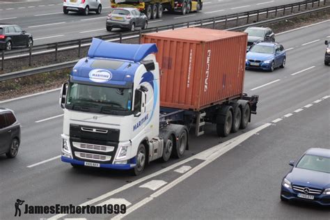 Maritime KX15NXV Volvo FH Taken M42 J5 Solihull