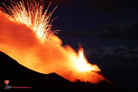 Stromboli S Pictures On Twitter Lo Spettacolo Vulcanico Offerto Dallo