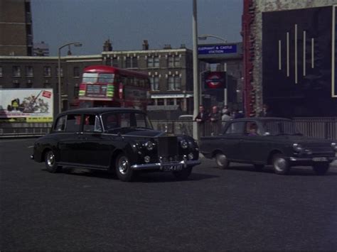 Imcdb Org Ford Consul Cortina Mki In Welcome To Japan Mr Bond