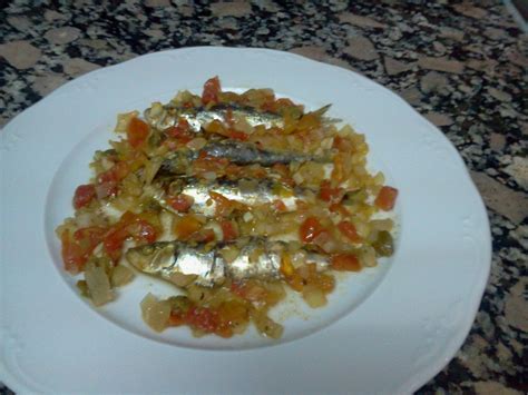 La Cocina De Celia Sardinas Con Trocitos De Tomate Cebolla Y Alcaparra