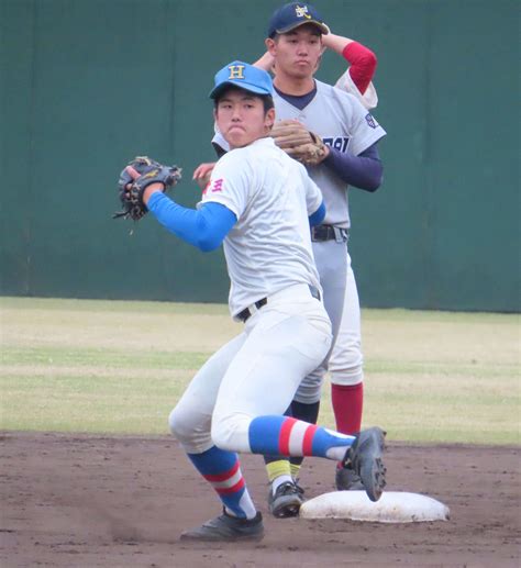 【巨人】ドラ1石塚裕惺「1年生の秋、芯で捉えてもセンターフライ」思い出の地で柵越え披露 プロ野球写真ニュース 日刊スポーツ