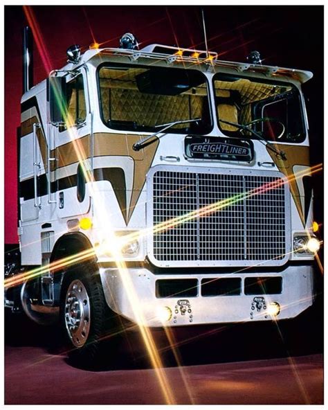 Truck History 1973 Freightliner Powerliner Its Massive 1150 Cubic Inch Cummins Kta Made It