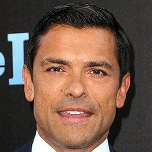 Mark Consuelos - Age, Family, Bio | Famous Birthdays