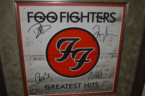 Foo Fighters, Greatest Hits, Dave Grohl, Nate Mendel, Taylor Hawkins ...