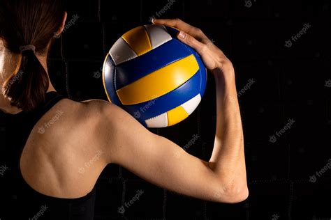 Premium Photo Back View Woman Holding Ball