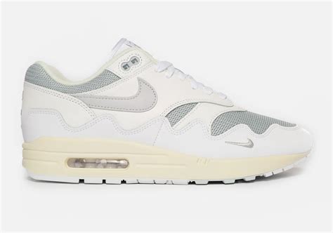 Patta x Nike Air Max 1 “White” DQ0299-100 | SneakerNews.com