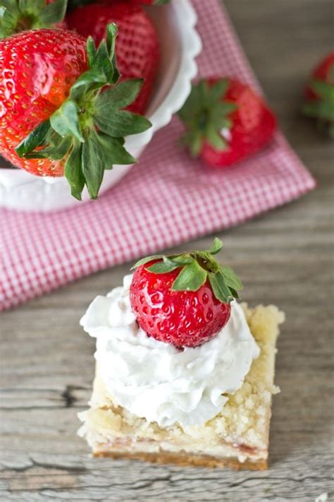 Strawberry Shortcake Cheesecake Bars Golden Oreo Crust Strawberries