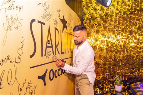 Ricky Martin Celebra La Vida En Starlite Con Un Espect Culo In Dito