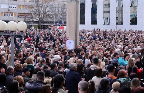 Prosvjed U Splitu Zbog Ubojstva Luke Okupio Vi E Od Dvije Tisu E Ljudi