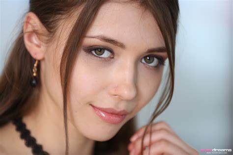 Face Model Mila Azul Hd Wallpaper Rare Gallery