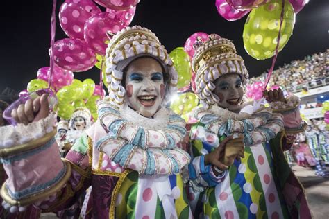 62 Breathtaking Images From Rio De Janeiro's Carnival