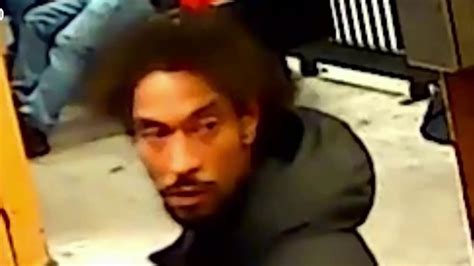 Nyc Subway Shove Suspect Arrested For Pushing Man Onto Bronx Tracks