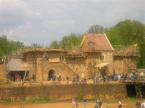 Visite du chantier Château fort de Guédelon au fil des ans Ma