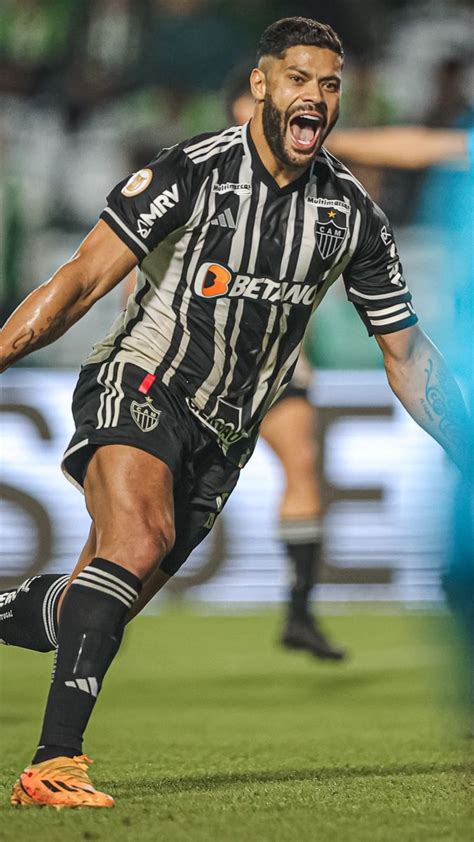 ídolo Hulk faz gol no último minuto e garante vitória do Galo no Couto