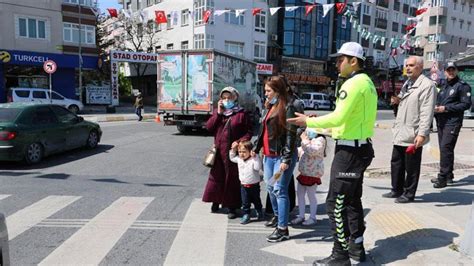 Avc Lar Da Yayalar I In Ad Mda G Venli Trafik Denetimi G Ndem Haberleri