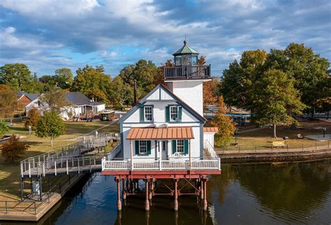 9 Unforgettable Small Towns To Visit In The Mid Atlantic WorldAtlas