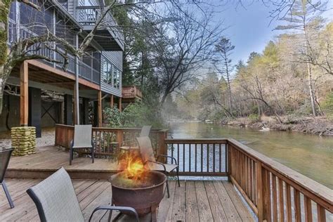 North Georgia Cabin Riverside Runaway Georgia Cabins Blue Ridge