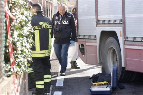 Scontro aerei a Guidonia uno dei due mezzi dell Aeronautica è