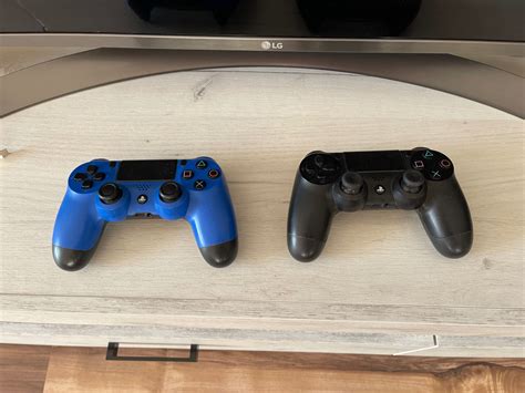 Playstation 4 2TB + два джойстика + вертикална стойка гр. Бургас Изгрев ...