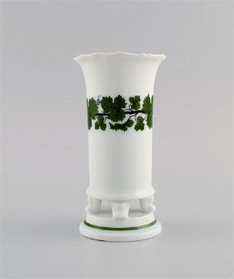 Green Ivy Vine Vase And Bowl In Hand Painted Porcelain From Meissen