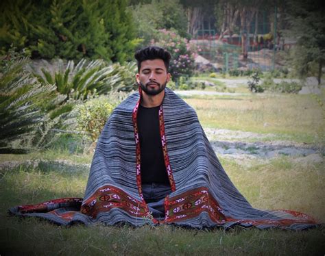 Meditation Shawlblanket Wool Oversize Shawlwrap Unisex