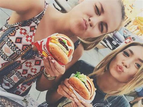 Dagibee Paola Maria Burger Dagi Bee Daggi Bee Bibisbeautypalace