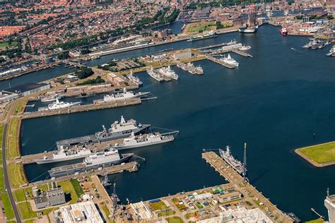 Hollandluchtfoto Den Helder Luchtfoto