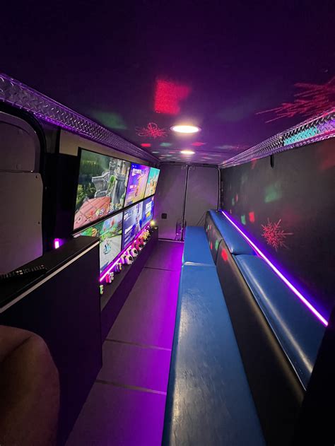 About — The Mobile Gaming Van