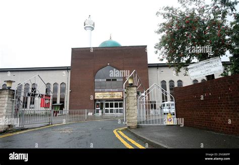 markazi masjid mosque  south street  dewsbury england