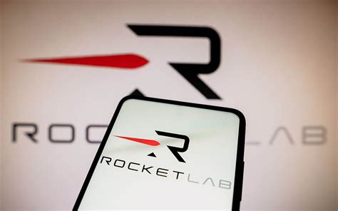 Rocket Lab shares fall after ‘launch issue’ | Fox Business