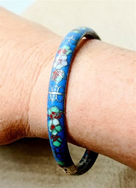 Blue Enamelled Cloisonn Floral Design Bangle Bracele Gem