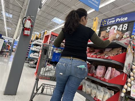 Thick Ass Mexican Walmart Milf Tight Jeans Forum