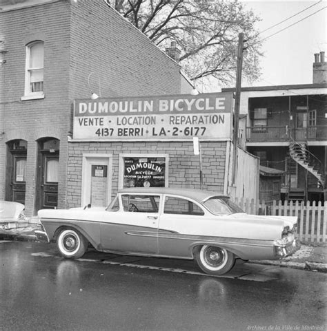 Pin By Jean Dumont On Ancienne Photo Old Montreal Quebec Canada