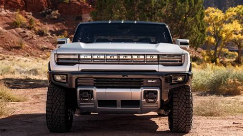 2022 GMC Hummer EV: 11,500 LB-FT of Torque?! (No, Not Quite)